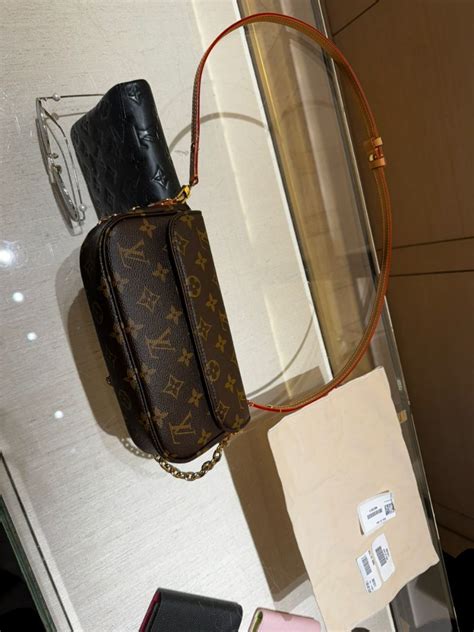 lv ivy|louis vuitton ivy woc.